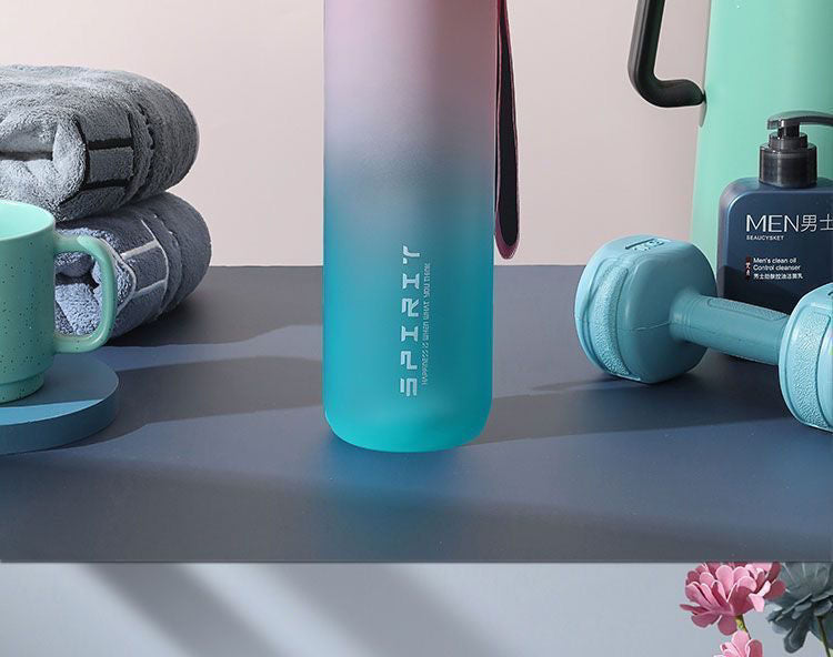 Large Capacity Sports Water Bottle | Portable & Heat Resistant