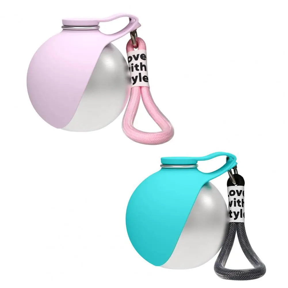 Botella de agua portátil para perros con dispensador integrado y cuenco plegable de silicona. Diseño a prueba de fugas, ideal para senderismo, viajes, y paseos